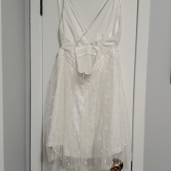 White tulle dress - Picture 2 of 4